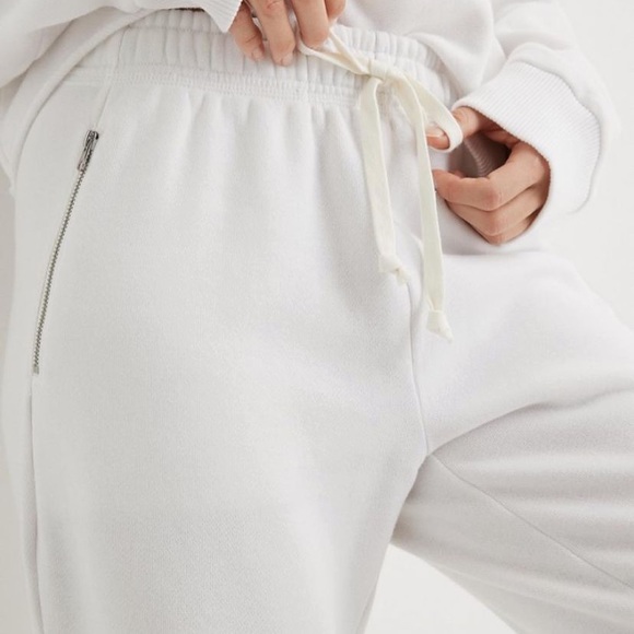 Aerie Joggers - Picture 3 of 4